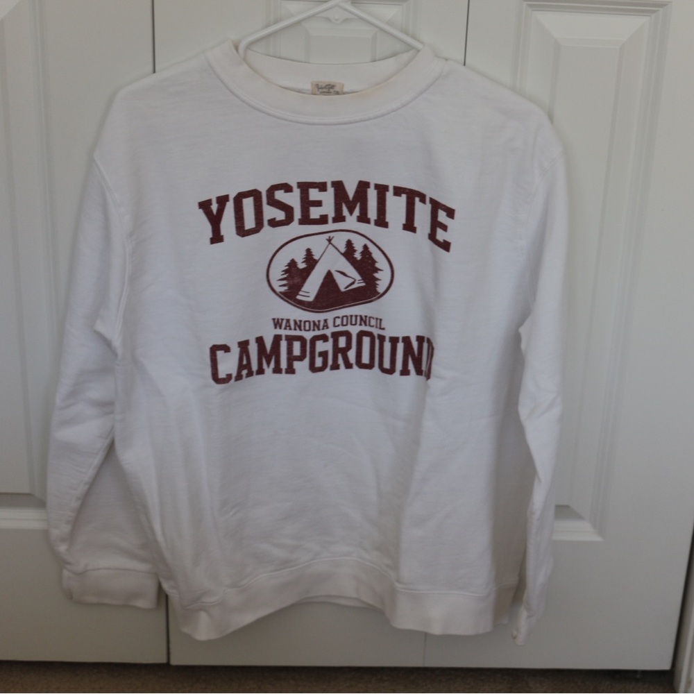 Brandy Melville Crew Neck Sweatshirt